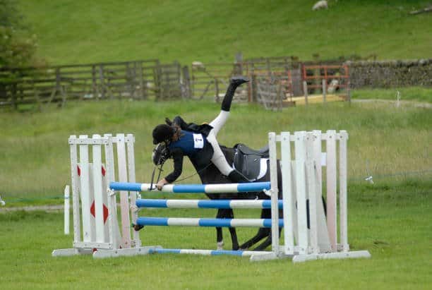 Riders Share their Experiences: How the Helite Airbag Saved Lives and Prevented Injuries in Equestrian Accidents