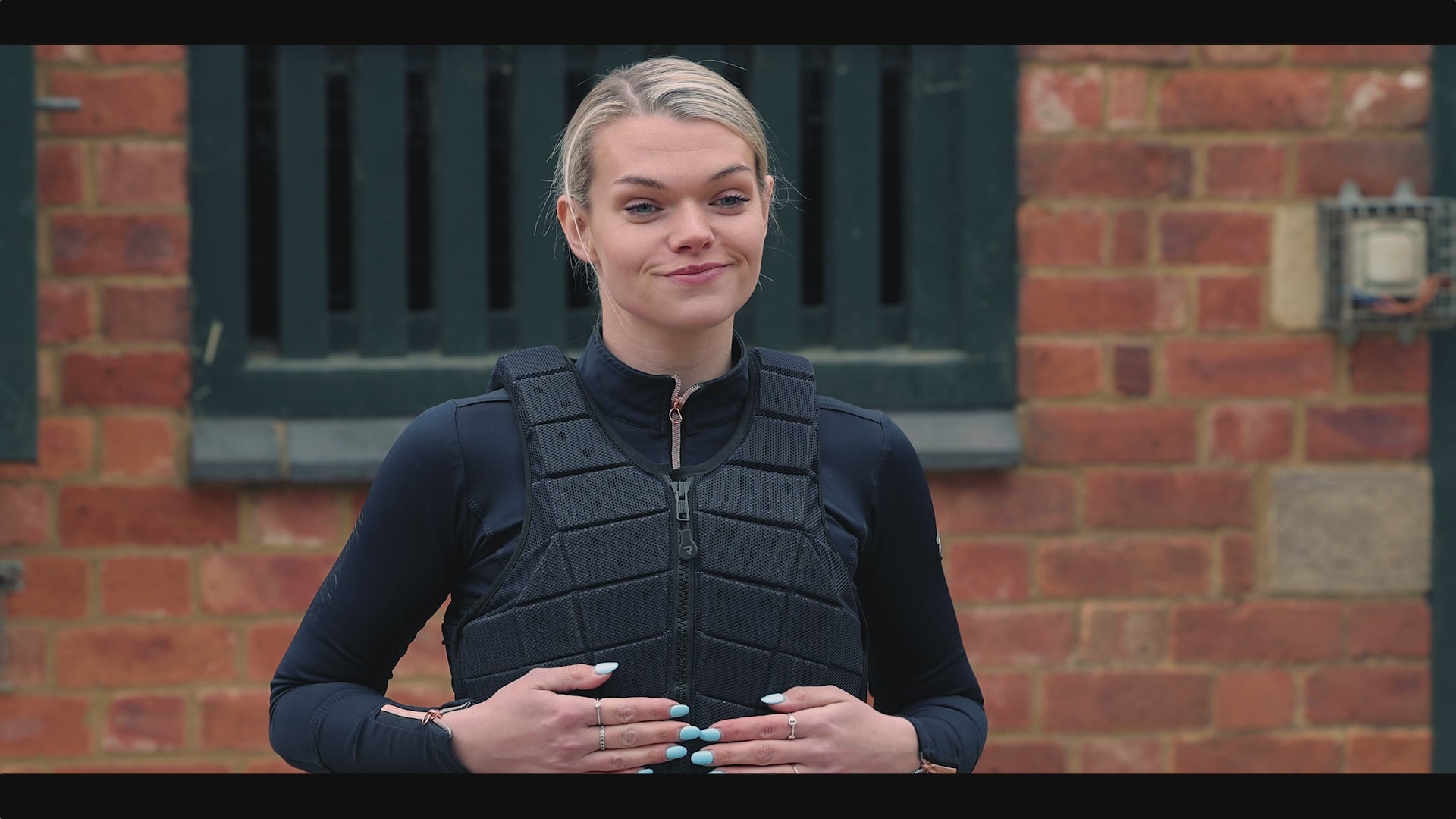 Load video: How to Measure Yourself to Find the Perfect Body Protector