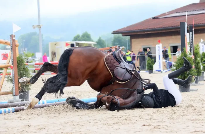 A Horse Rider's Miracle: How the Helite Airvest Saved My Life During a Competition
